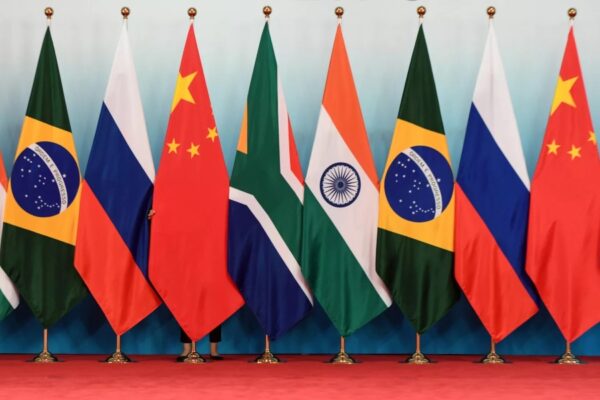 El presente y el futuro de los BRICS, en cifras. El presente y el futuro de los BRICS, en cifras.