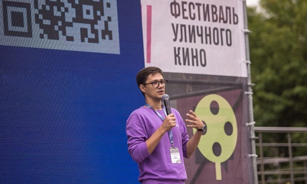 El director principal de los proyectos especiales de TV BRICS habla sobre trabajar con un equipo internacional de cineastas.