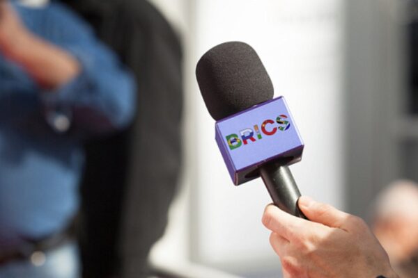 BRICSLat firma convenio con TV BRICS y es noticia en todo el mundo.