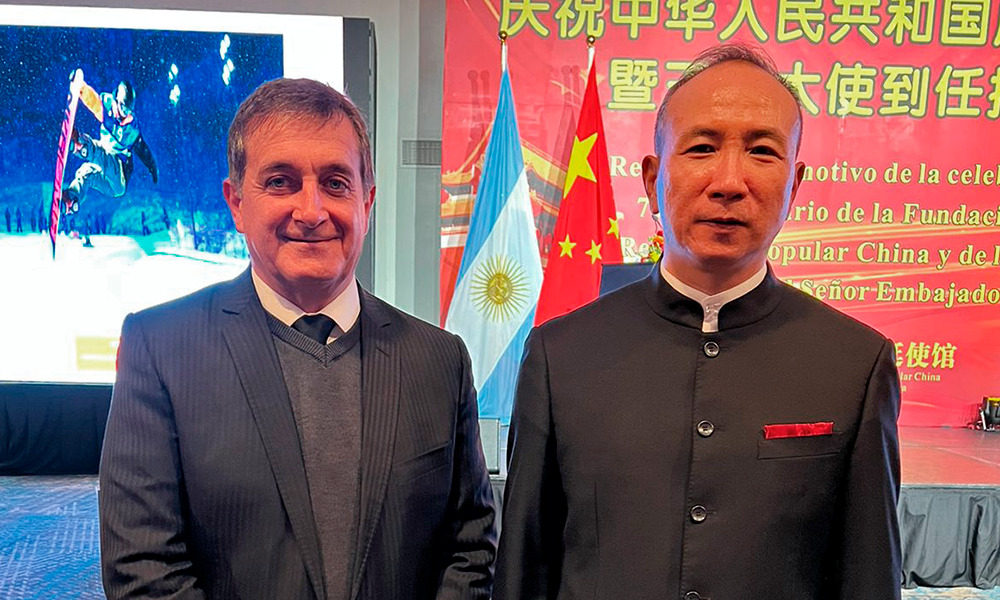 BRICSLat presente en celebración del 74 aniversario de la fundación de la República Popular China.