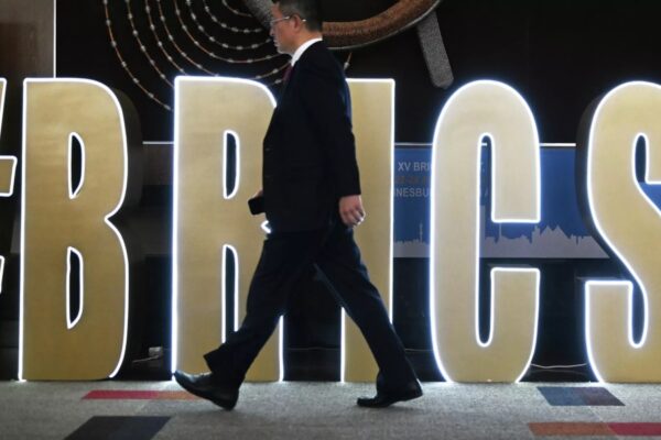 Rusia aspira a ampliar los BRICS “atrayendo a los países de América Latina”.