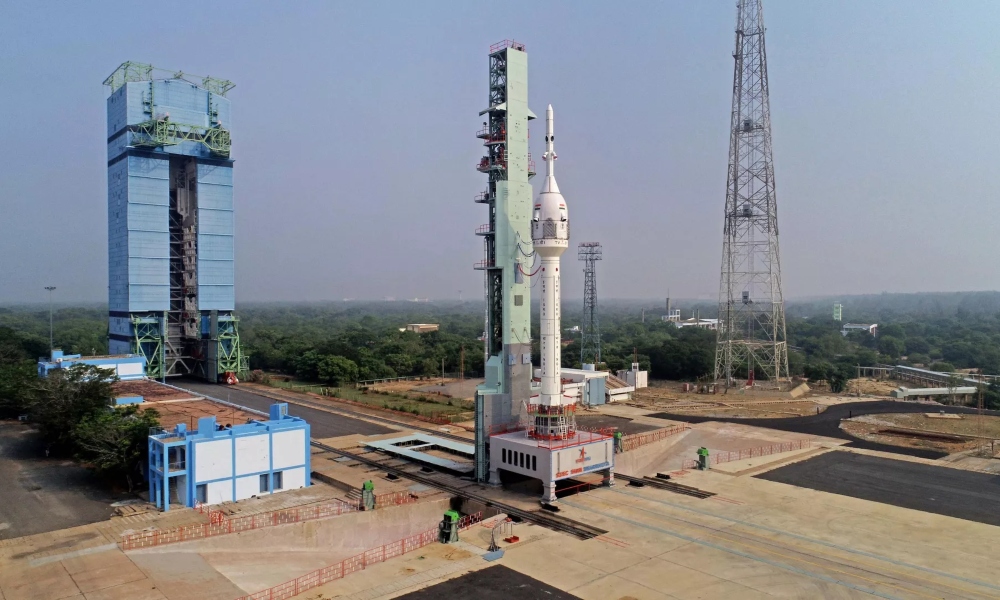 La India lanza con éxito el primer cohete de su misión espacial Gaganyaan.