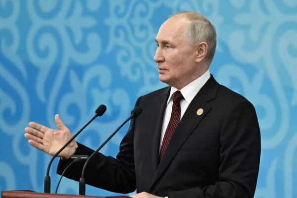 Putin: “Todos los BRICS apoyan crear un mundo multipolar”.