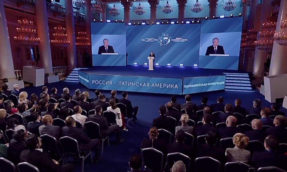 Más de 200 latinoamericanos participan de la Conferencia Parlamentaria Rusia – América Latina.