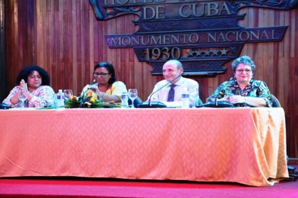 Cuba coordinó la red regional para equidad en la salud.