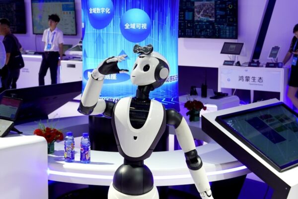 China pretende construir robots humanoides avanzados para 2025. China pretende construir robots humanoides avanzados para 2025.