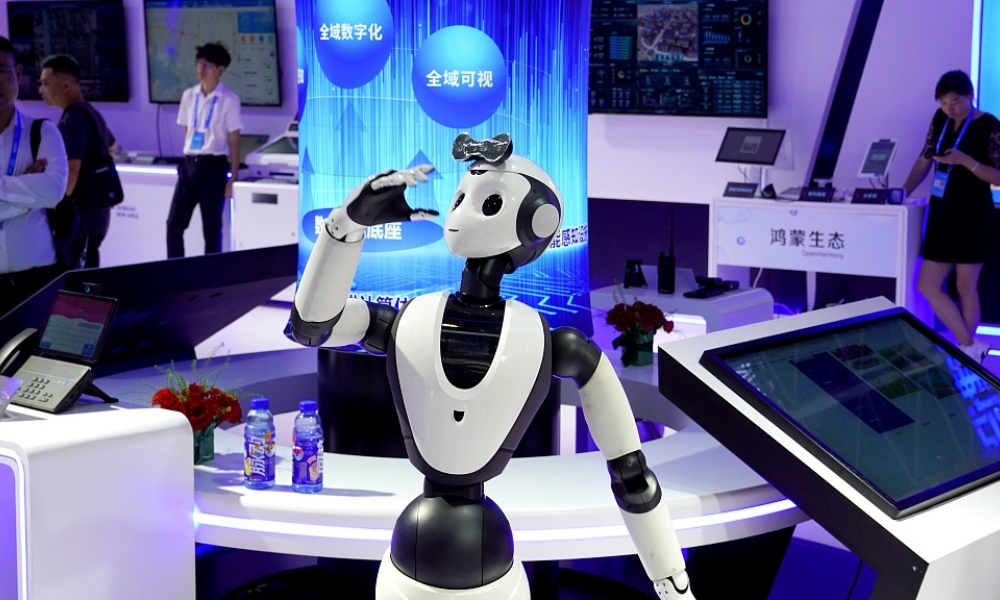China pretende construir robots humanoides avanzados para 2025.