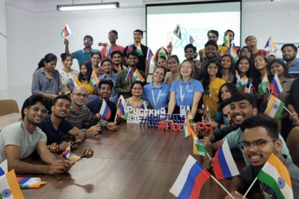 Voluntarios del programa “Embajadores de la lengua rusa en el mundo” visitan la India.