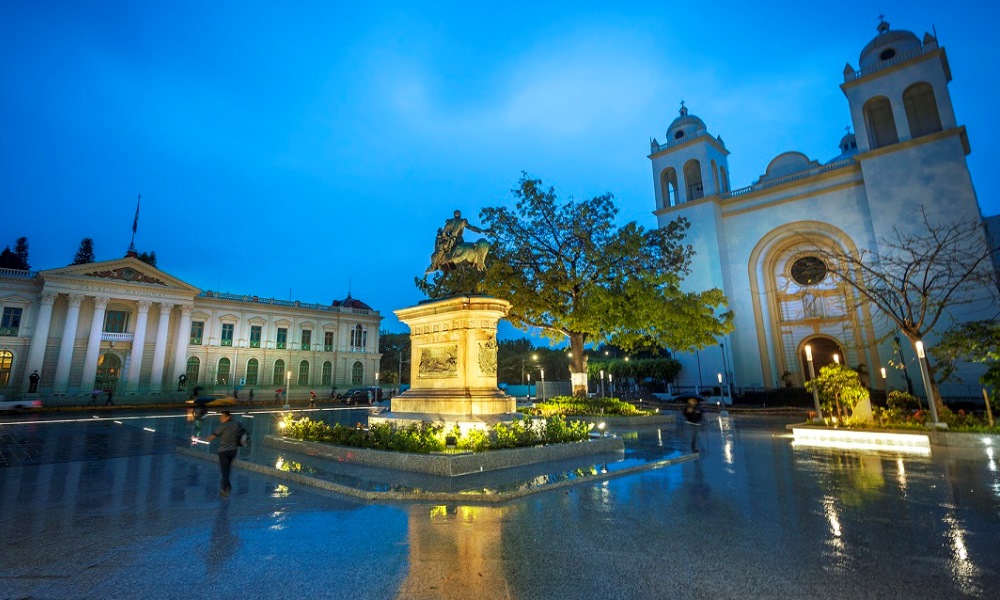 Crece el turismo en El Salvador.