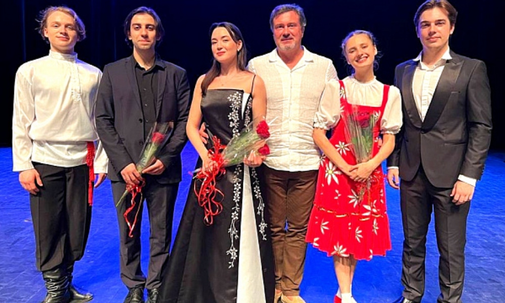 Instituto Ruso de Teatro imparte clases magistrales en Senegal.