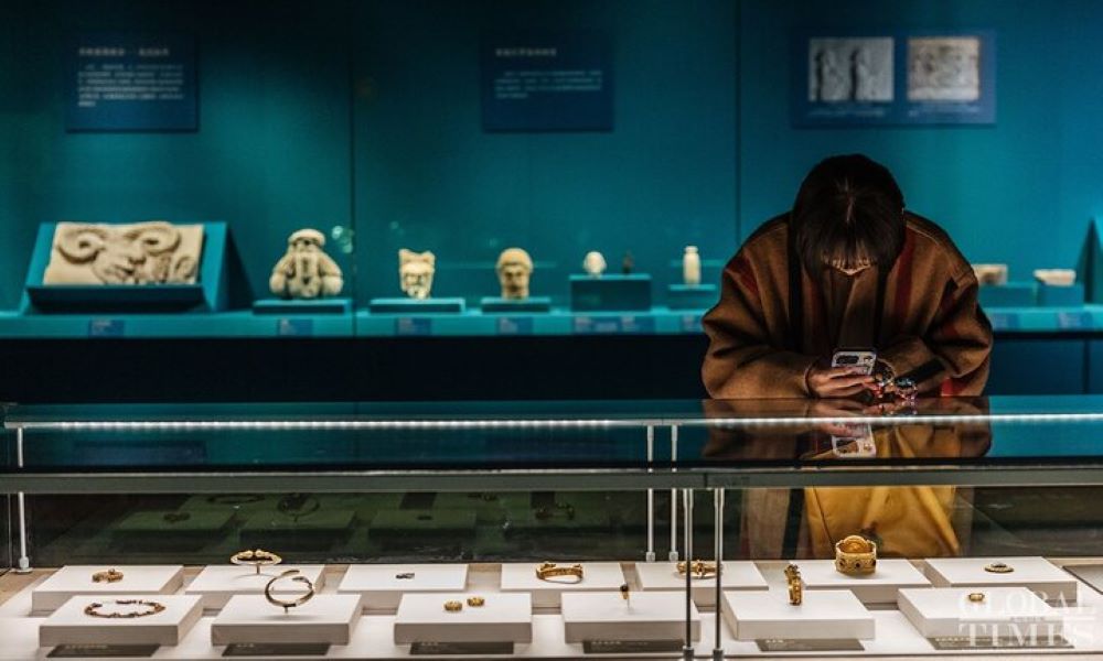 La gloria de la antigua Persia atrae a visitantes al museo de Beijing