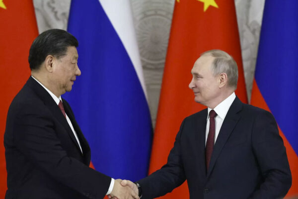 Putin y Xi destacan la profunda relación entre Rusia y China.