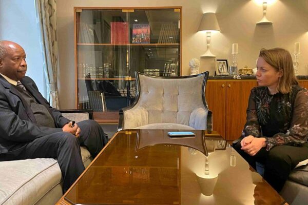 El representante especial del Secretario General de la ONU, Leonardo Santos Simão: la filosofía innovadora del BRICS puede atraer fondos para el Sahel a nivel mundial