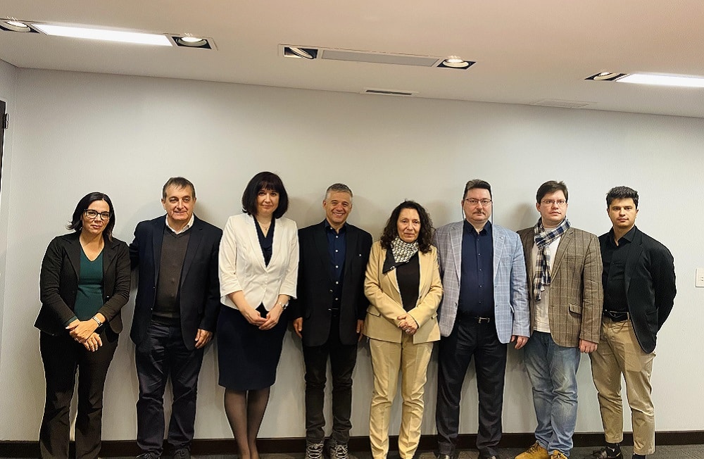 En la Universidad Madres de Plaza de Mayo se reunieron acádemicos rusos, la Fundación Gorchakov y la FIPPE.