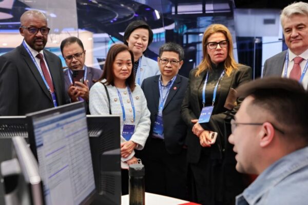 El Foro Mundial de Medios Innovadores debatió sobre la responsabilidad compartida en el uso de la inteligencia artificial
