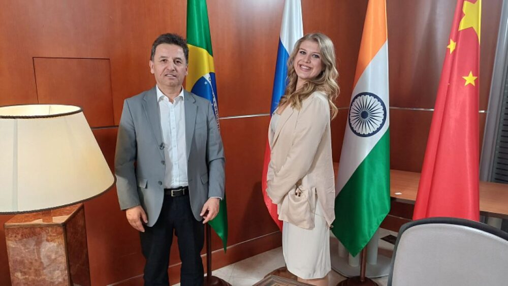 Experto chileno en comercio exterior y empresas, Erik Escalona: el conocimiento que tienen los países desarrollados debería transformarse, trasladarse de una manera real