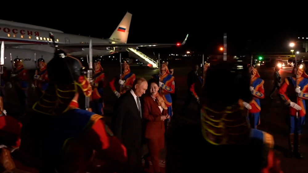Putin llega a Mongolia en visita oficial