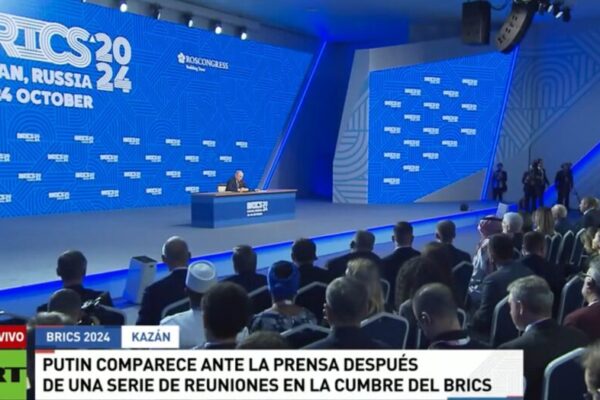 El futuro de los BRICS, cuestiones de paz y economía global centran la rueda de prensa de Putin