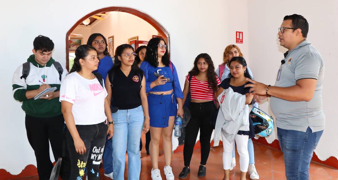 Nicaragua | Estudiantes de Geografía se capacitan sobre cartografía basada en situaciones multiamenazas