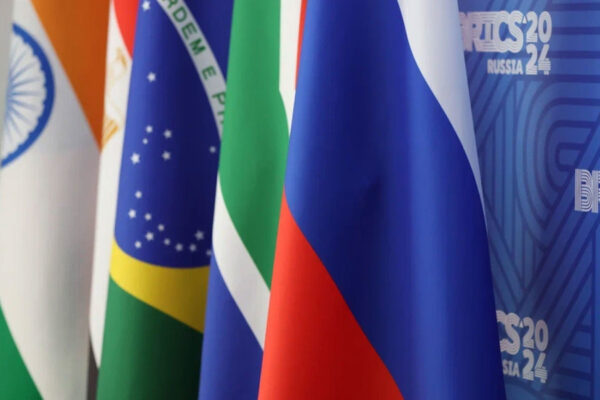 Lavrov explica en qué consiste el atractivo de los BRICS.