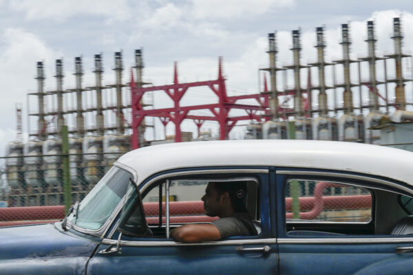 Cuba explica la causa de la caída del sistema eléctrico y detalla el proceso de restauración.