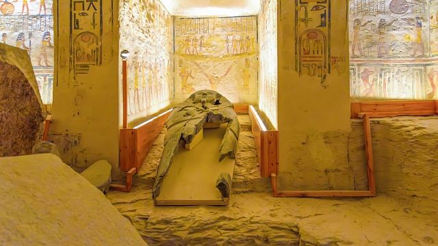 Arqueólogos descubrieron una cámara funeraria de mujer de la Dinastía XII en Egipto