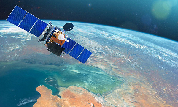 Satélites iraníes lanzados con éxito desde el cosmódromo ruso