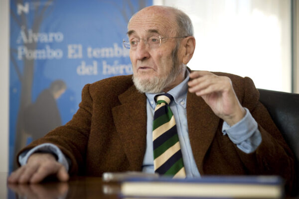 Argentina | El rebelde que inventó “un mundo literario que conmueve” | Álvaro Pombo ganó el Premio Cervantes