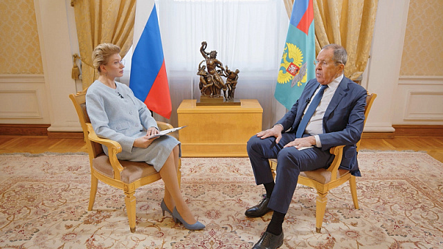 Ministro de Exteriores de Rusia, Lavrov: los nuevos países miembros del BRICS tienen una buena reputación  y refuerzan la autoridad de la asociación