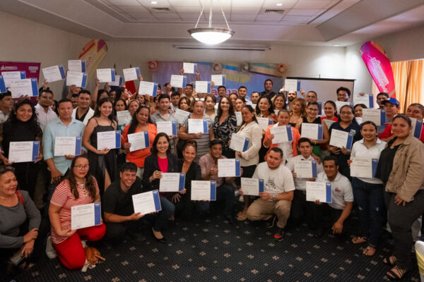 Nicaragua | Intur e Inatec certifican a 158 empresarios y colaboradores de Managua Nicaragua | Intur e Inatec certifican a 158 empresarios y colaboradores de Managua