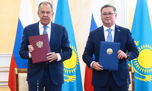 El ministro de Asuntos Exteriores ruso, Serguéi Lavrov: Kazajistán está invitado a los BRICS como país socio