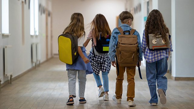 Arabia Saudita abre escuela tecnológica para niños talentosos