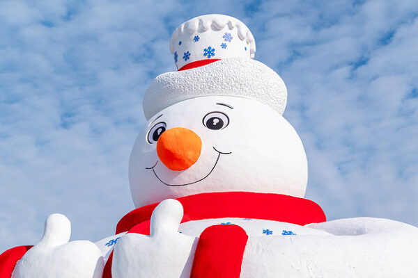 Muñeco de nieve gigante ha aparecido en Harbin, China