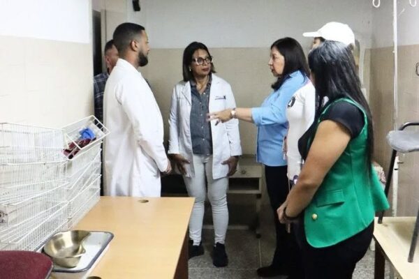 Venezuela | Entregan equipo ecográfico en el Hospital José María Vargas de Caracas
