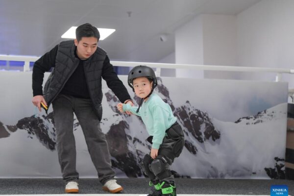 China | Autoridades de Sichuan han estado trabajando arduamente para impulsar la “economía de hielo y nieve” China | Autoridades de Sichuan han estado trabajando arduamente para impulsar la “economía de hielo y nieve”