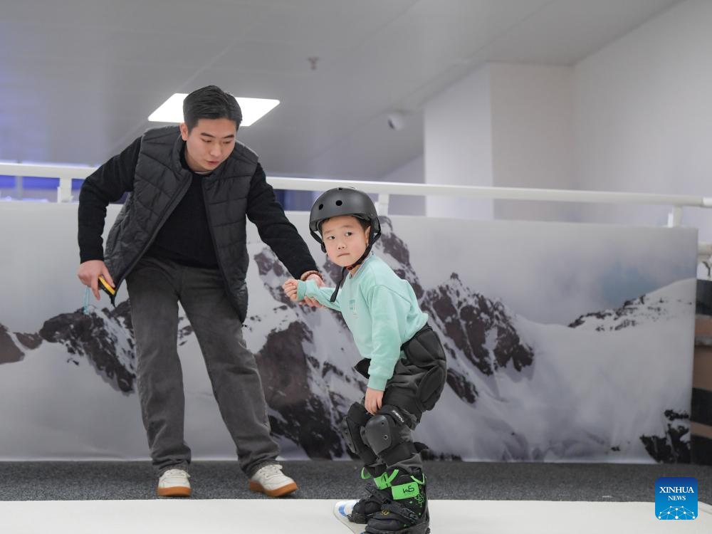 China | Autoridades de Sichuan han estado trabajando arduamente para impulsar la “economía de hielo y nieve”