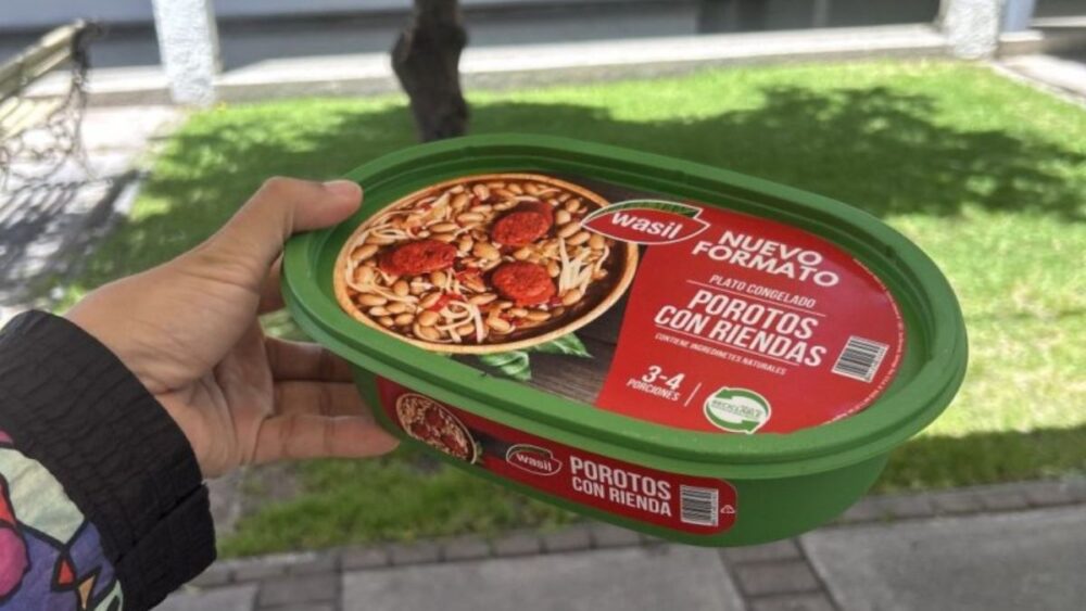 Chile | Estudiantes Usach se vuelven virales con ingeniosa campaña digital de porotos en cassata de helado