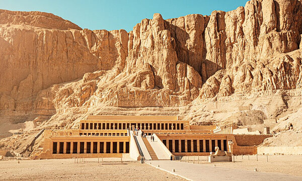 Nuevos descubrimientos iluminan el legado del templo de la reina Hatshepsut en Luxor, Egipto
