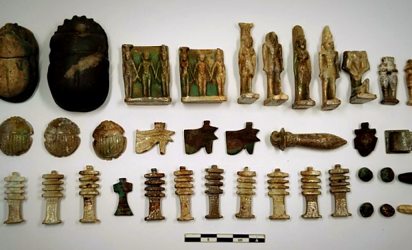 Arqueólogos descubren tumbas únicas de la era ptolemaica en Egipto