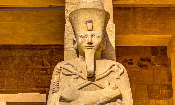 Egipto descubre la primera tumba real en más de un siglo