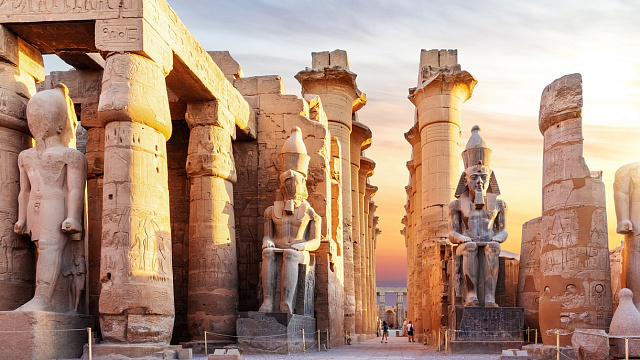 Equipo arqueológico chino-egipcio descubre reliquias ocultas en el templo de Montu, en Luxor