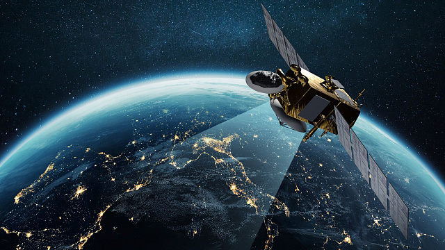 Irán presenta satélites de teledetección y comunicaciones