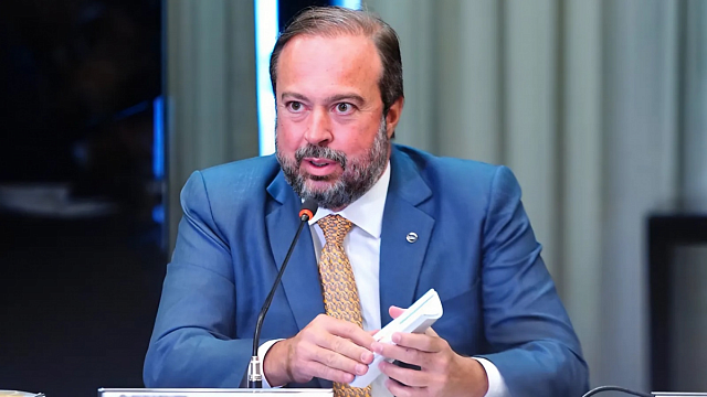 Ministro de Minas y Energía de Brasil revela que el gobierno debatirá la adhesión del país a la OPEP+