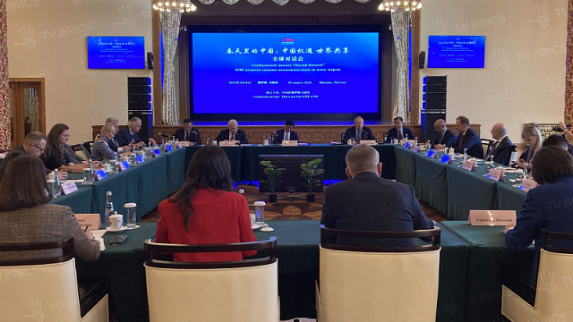Embajador de China en Rusia, Zhang Hanhui, calificó la asociación entre ambos países como un referente en relaciones interestatales