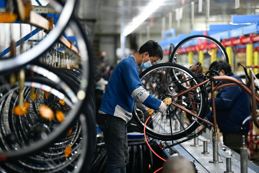 China | 
                    () China distribuye 1.000 millones de yuanes en subsidios para apoyar programa de intercambio de bicicletas eléctricas