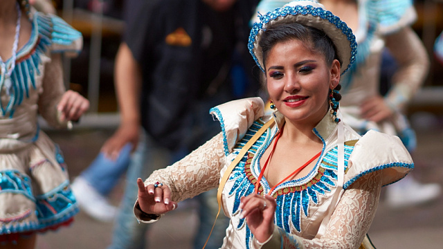 Bolivia celebra reconocimiento de festividades como patrimonio cultural
