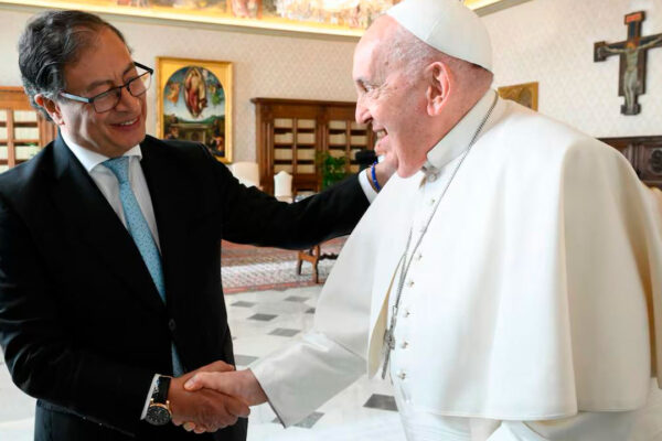 Colombia | Presidente Petro expresa su tristeza por la muerte del papa Francisco y destaca legado de amor a la vida Colombia | Presidente Petro expresa su tristeza por la muerte del papa Francisco y destaca legado de amor a la vida