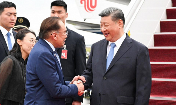 Presidente chino llega a Malasia en visita de Estado