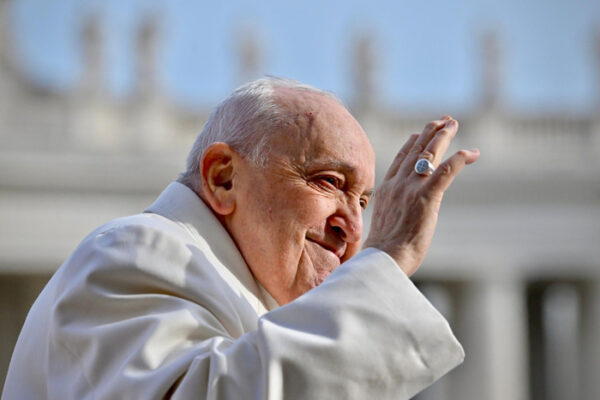 El Papa Francisco ha partido a la Casa del Padre El Papa Francisco ha partido a la Casa del Padre