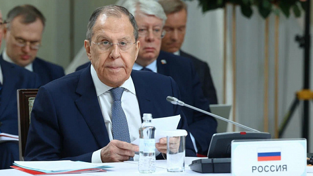 Ministro de Asuntos Exteriores de Rusia, Serguéi Lavrov: los países no pertenecientes al BRICS tendrán acceso a las plataformas de pago del grupo